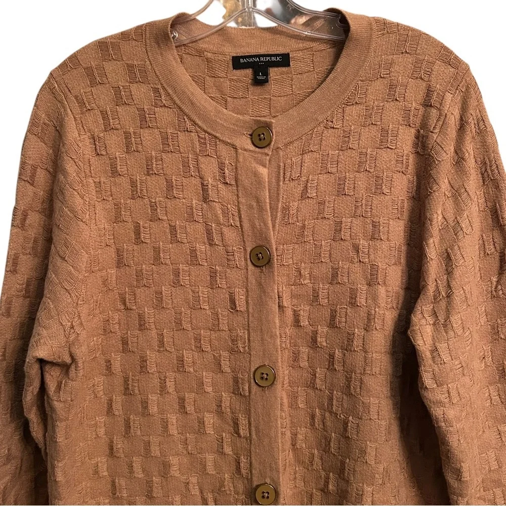 Banana Republic Long Knit Button Front Cardigan - Picture 5 of 10